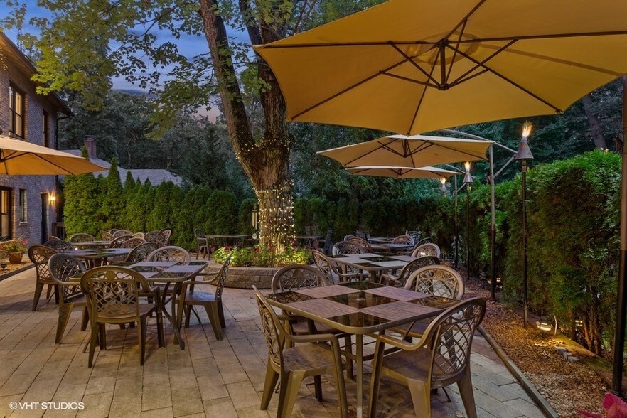More Photos Of 3311 Pottawattomie Trl, Michigan City Restaurant For Sale