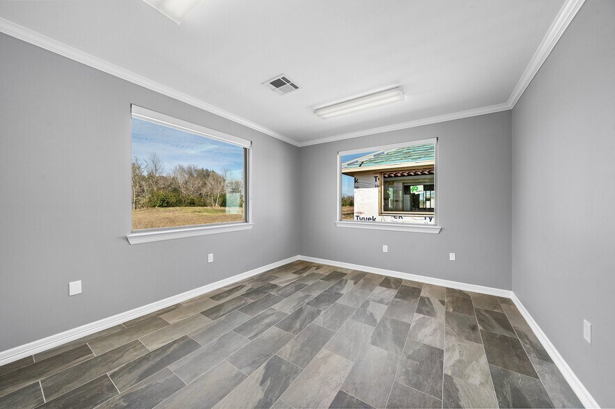 More Photos Of 2743 Smith Ranch Rd, Pearland Loft Creative Space For Sale