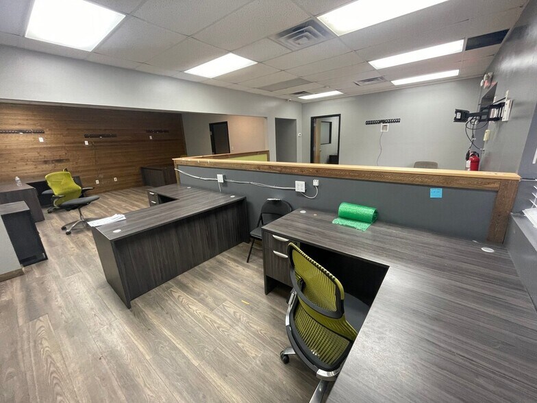 More Photos Of 134 Jonesboro Rd, Fairburn Warehouse For Lease