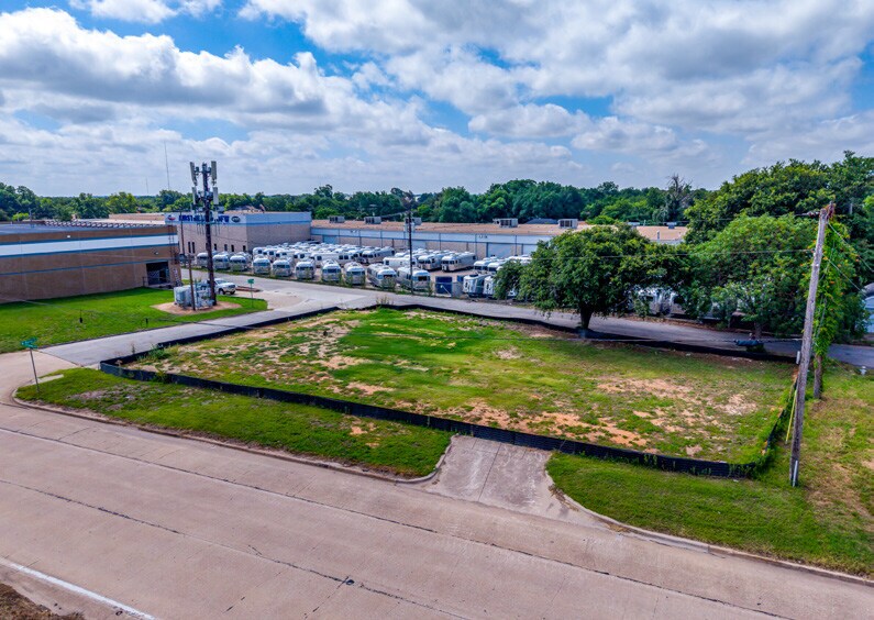 More Photos Of 2980 Airport Fwy, Fort Worth Land For Sale