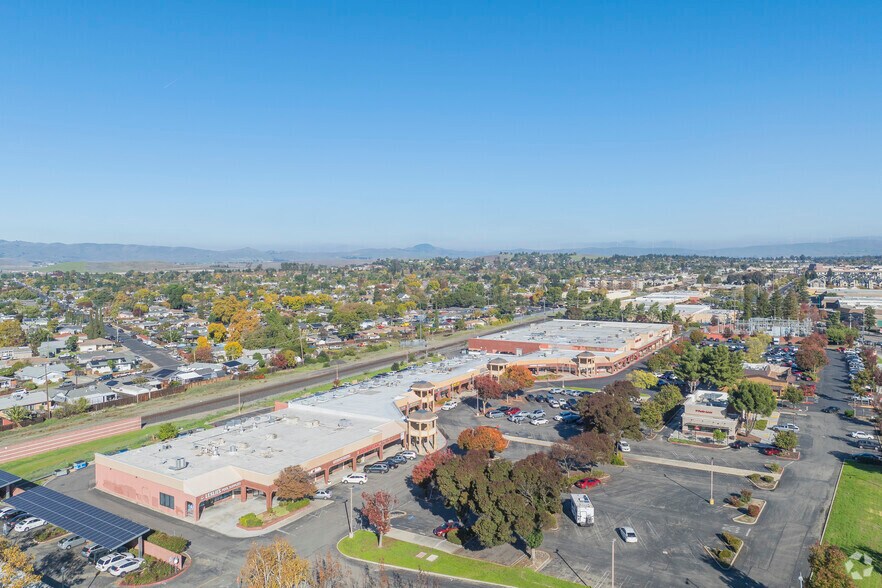 More Photos Of 1070 E Stanley Blvd, Livermore Unknown For Lease