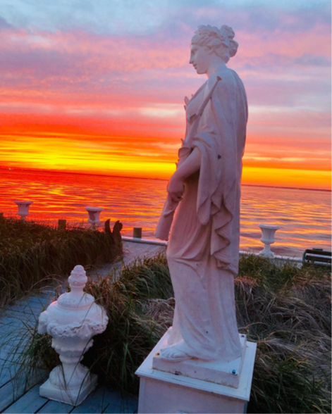 More Photos Of 33 Bayview Walk, Cherry Grove Hotel For Sale