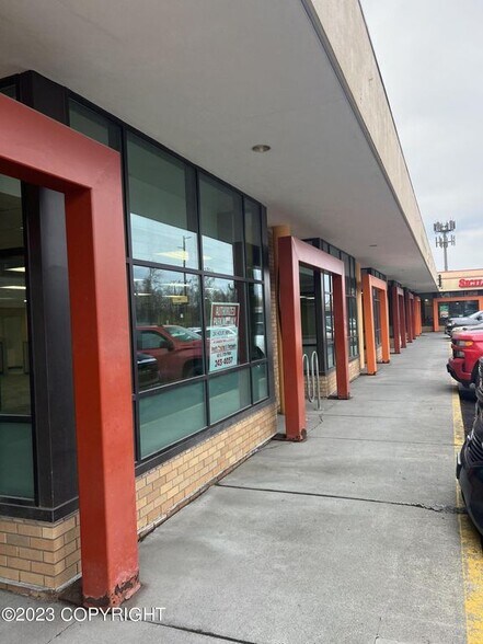 More Photos Of 2210 E Northern Lights Blvd, Anchorage General Retail For Lease