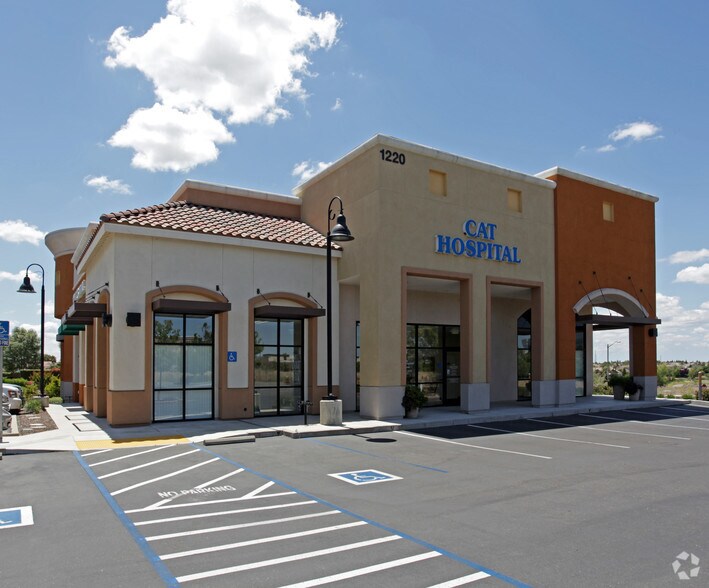 More Photos Of 1230 Sunset Blvd, Rocklin Unknown For Lease