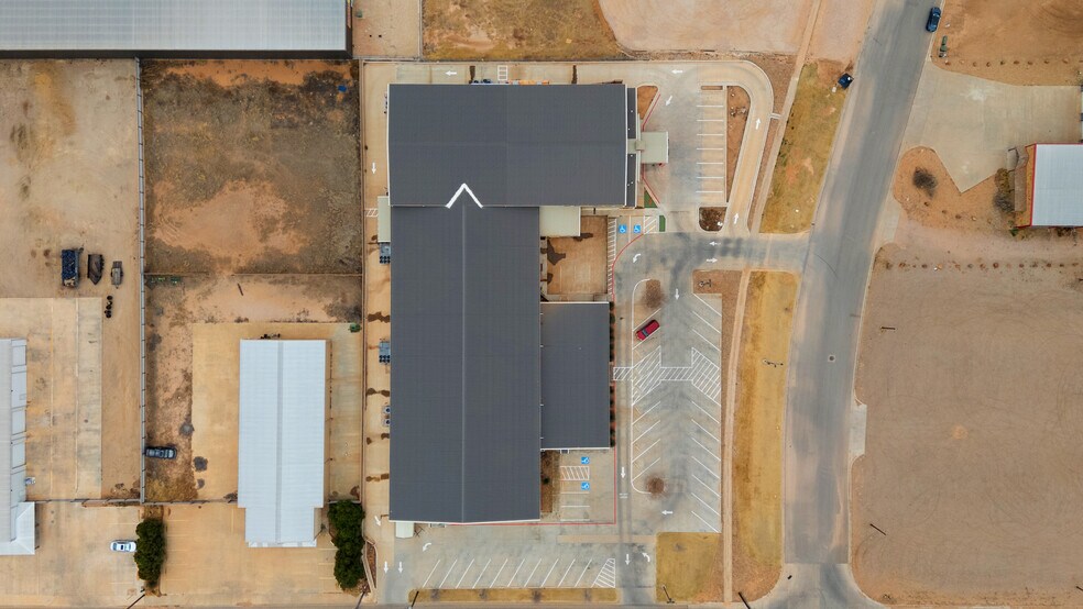 More Photos Of 5505 132nd st, Lubbock Industrial For Sale
