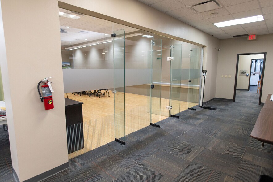 More Photos Of 7700 Torino St, San Antonio Office For Sale