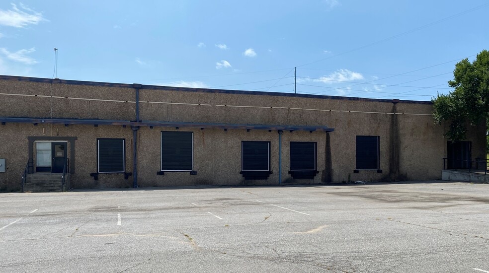More Photos Of 4352 S 91st East Ave, Tulsa Warehouse For Lease
