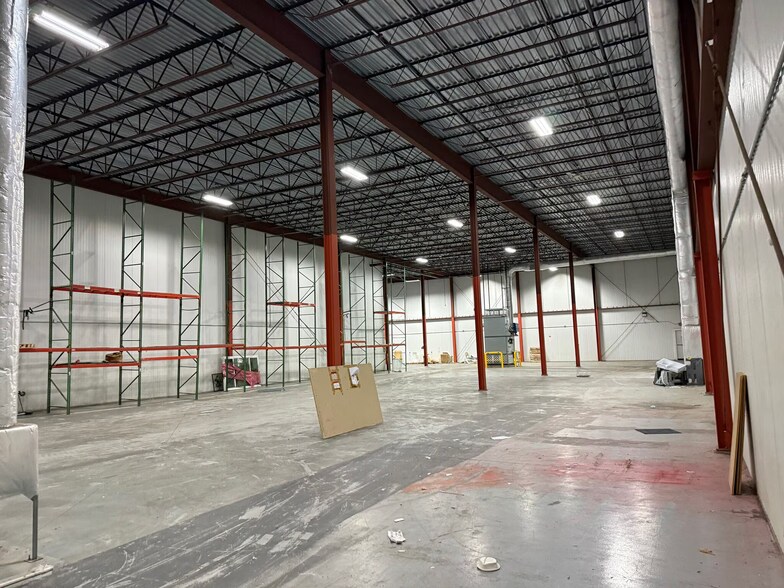 More Photos Of 1207 W Bridge St, Spring City Warehouse For Sale