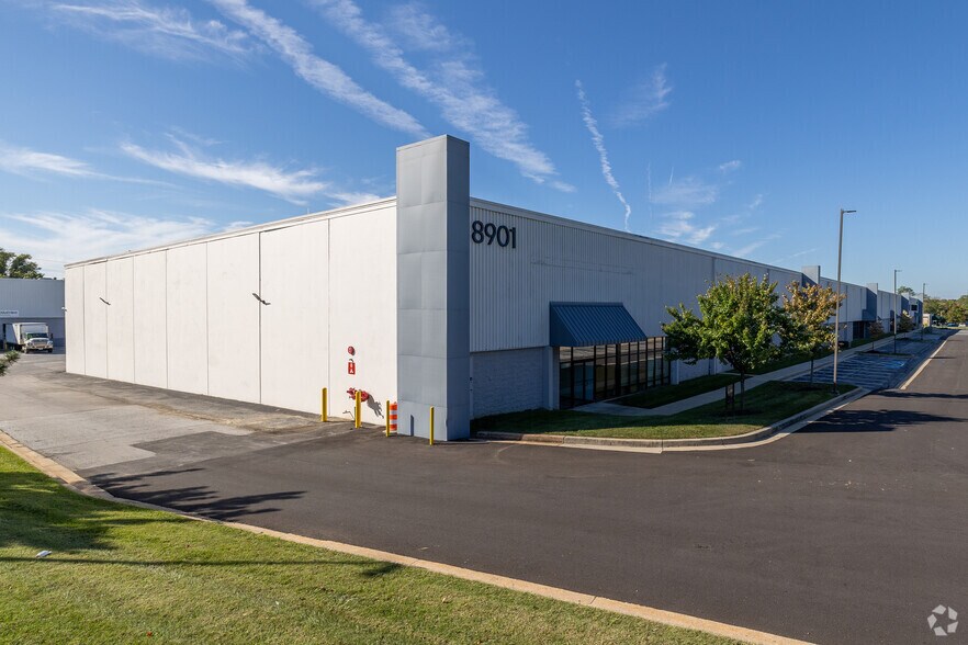 More Photos Of 8901 Yellow Brick Rd, Rosedale Warehouse For Lease