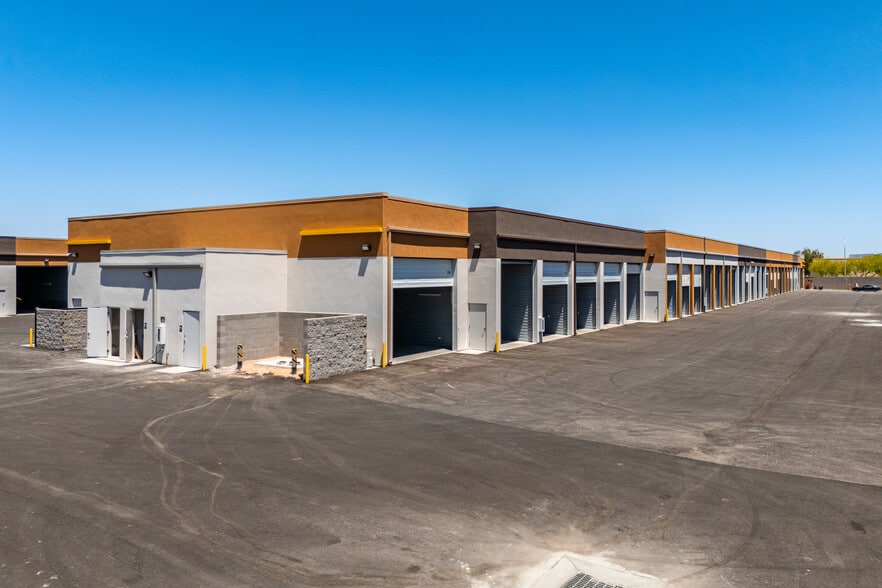 More Photos Of 390 Enterprise Pl, Chandler Self Storage For Sale