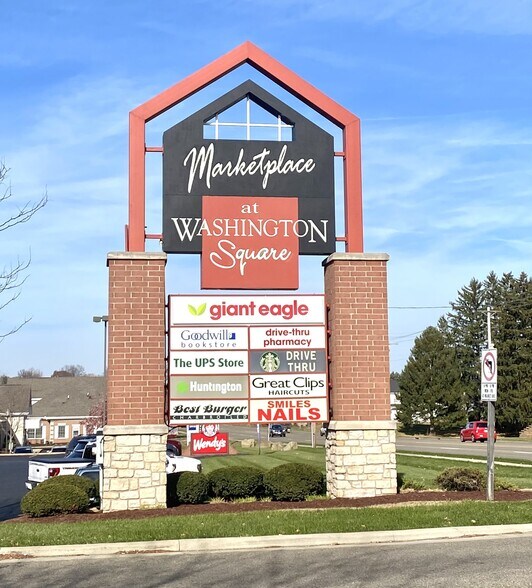 More Photos Of 6421 Market Ave N, Canton Drugstore For Sale