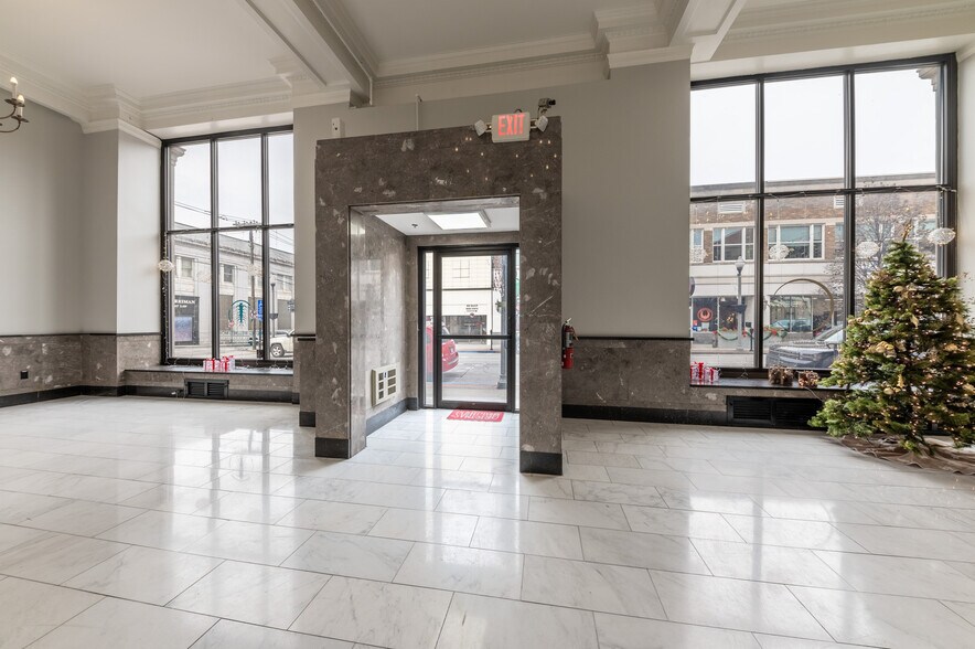 More Photos Of 700 Market St, Parkersburg Office For Lease