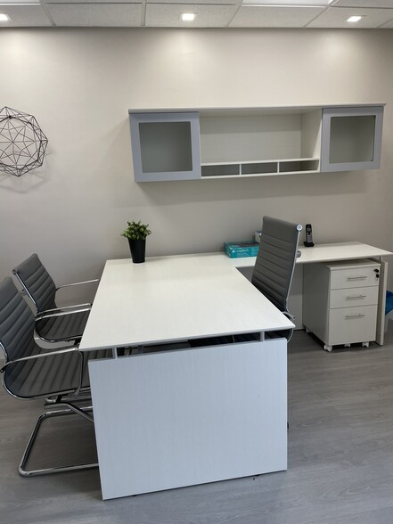 More Photos Of 2455 E Sunrise Blvd, Fort Lauderdale Loft Creative Space For Sale