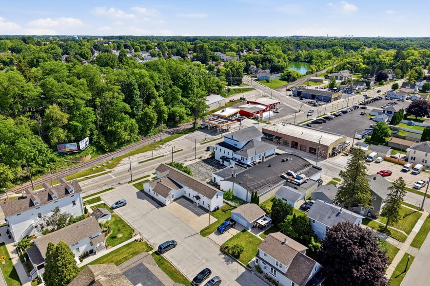 More Photos Of 517 Monroe St, Sheboygan Falls Office For Sale
