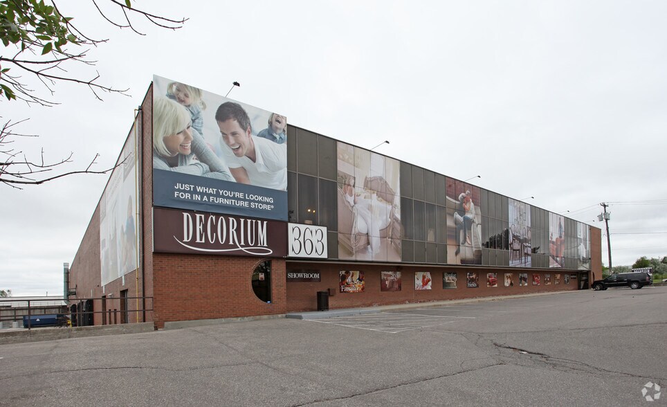 More Photos Of 555-573 Alness St, Toronto Warehouse For Sale