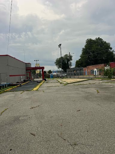 More Photos Of 1609 Northeast Blvd, Wilmington Restaurant For Sale