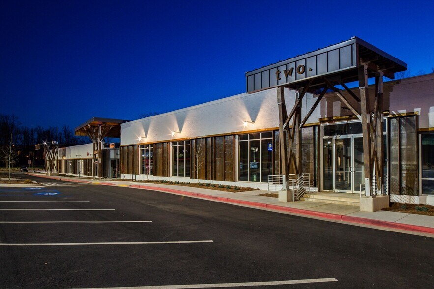 More Photos Of 1510 Ellsworth Industrial Blvd NW, Atlanta Loft Creative Space For Lease