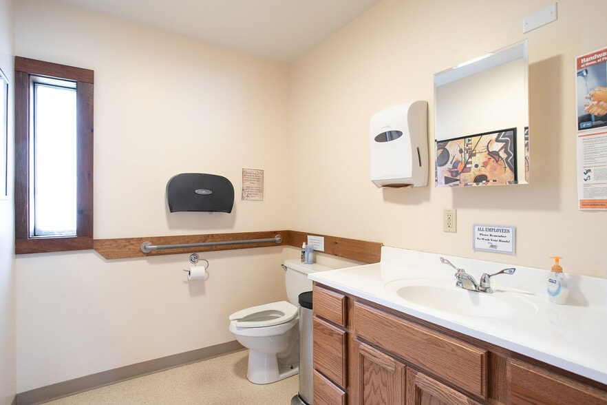 More Photos Of 2049 S Undermountain Rd, Sheffield Schools For Sale