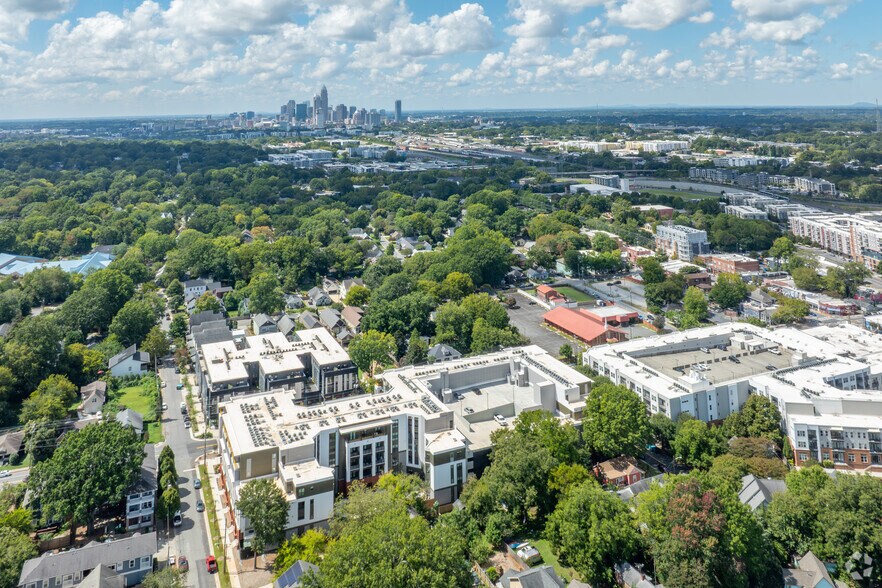 More Photos Of 715 E 36th St, Charlotte Apartments For Lease