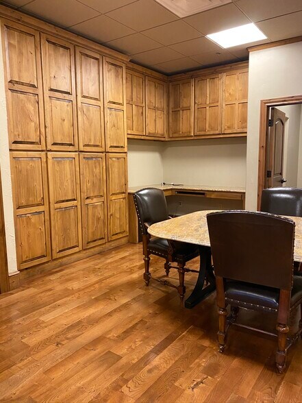 More Photos Of 12001 W Parmer Ln, Cedar Park Office For Lease