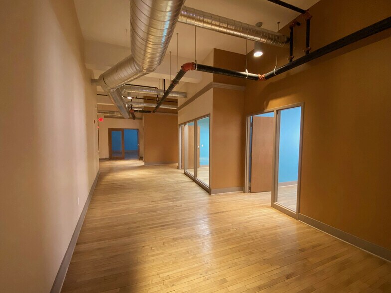 More Photos Of 686 Main St, Buffalo Loft Creative Space For Lease