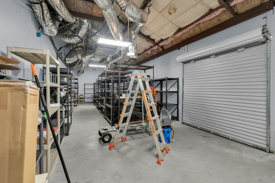 More Photos Of 22830 Fritz Ln, Spring Office Residential For Lease