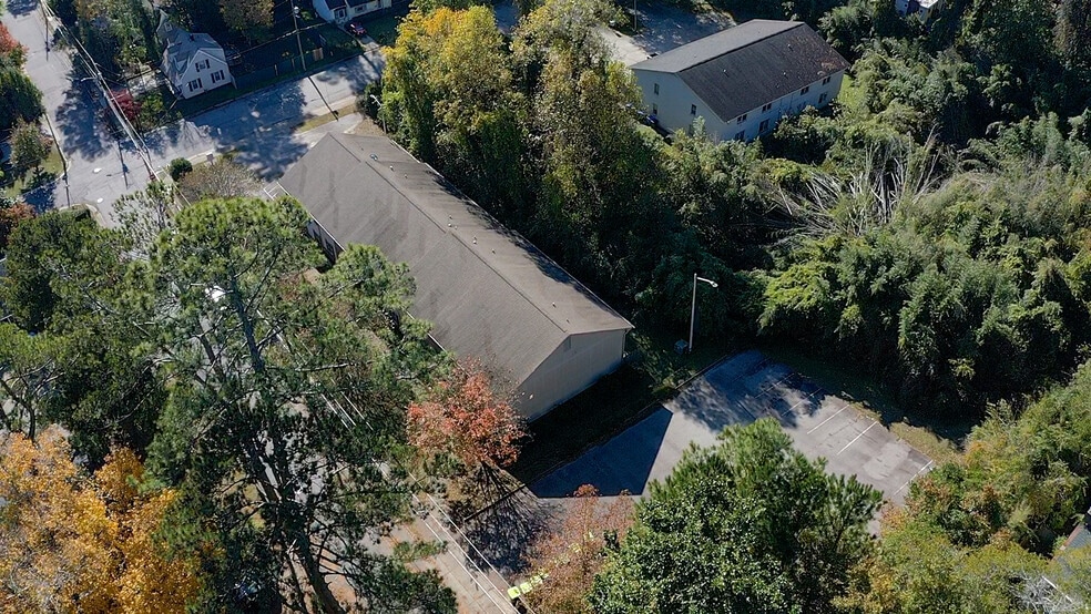 More Photos Of 301-307 Hinsdale Ave, Fayetteville Apartments For Sale