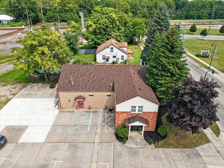 More Photos Of 36050 Goddard Rd, Romulus Auto Repair For Sale