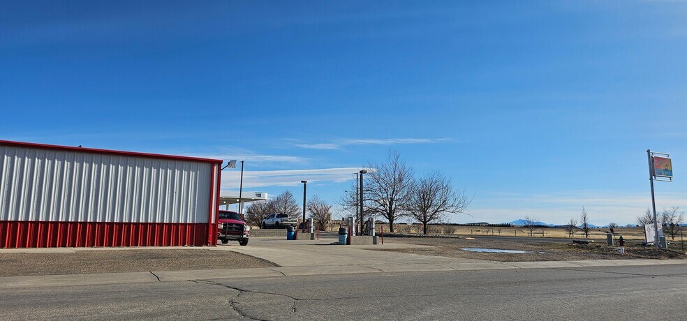 More Photos Of 1704 E Richards St, Douglas Specialty For Sale