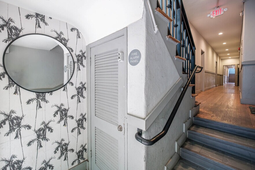 More Photos Of 1025 Meridian Ave, Miami Beach Apartments For Sale