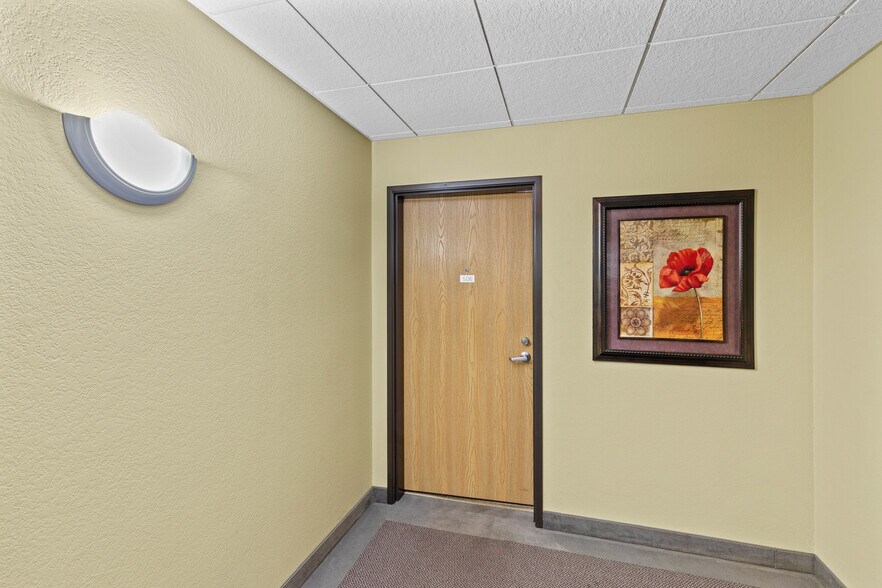 More Photos Of 1120 E Parkway Ave, Oshkosh Multifamily For Sale