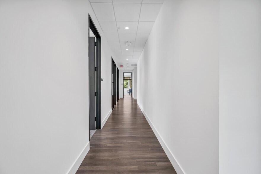 More Photos Of 61 Carlton Woods Dr, The Woodlands Office For Lease