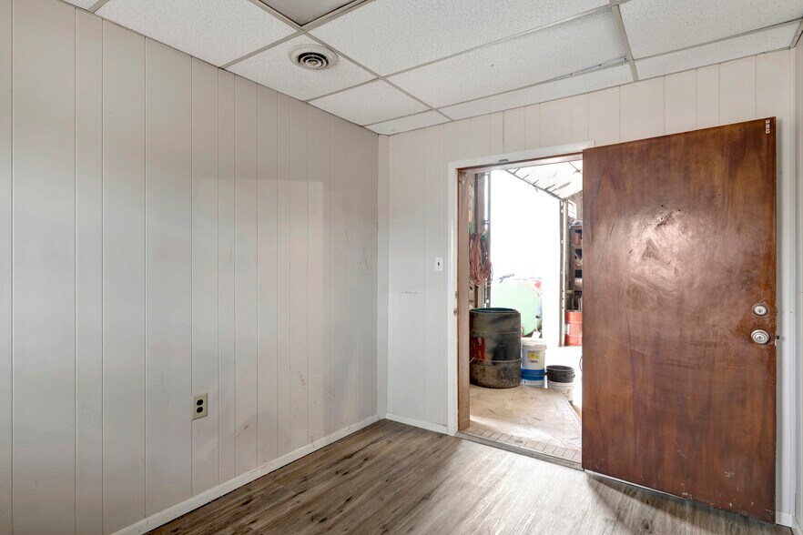 More Photos Of 1014 S Market, Wilmington Land For Lease