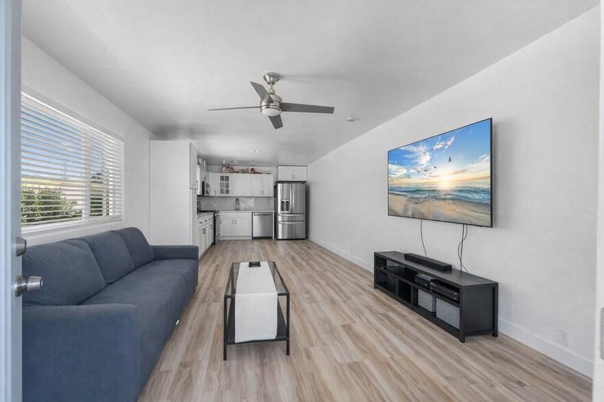More Photos Of 829 11th St, Imperial Beach Apartments For Sale