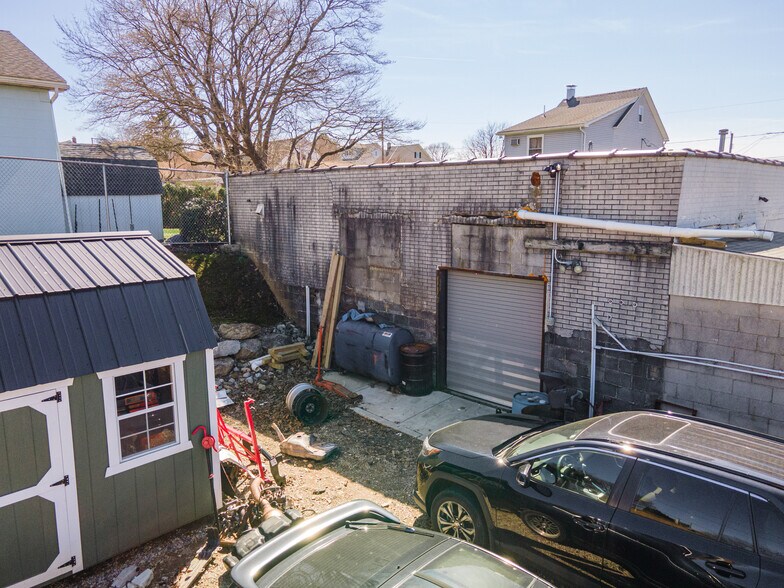 More Photos Of 2227 N 3rd Ave, Whitehall Service For Sale