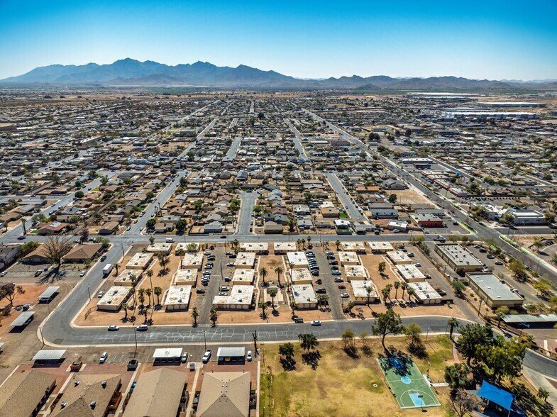 More Photos Of 109 E Brinker Dr, Avondale Apartments For Sale