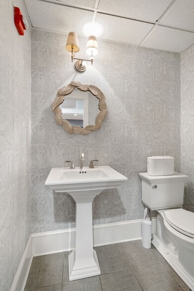 More Photos Of 520 S Water St, Providence Office Residential For Sale