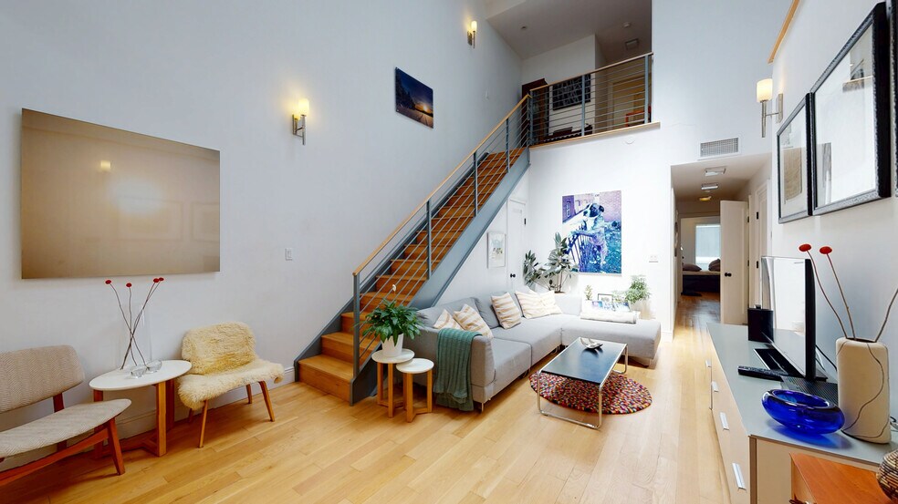 More Photos Of 244 E 53rd St, New York Storefront Retail Residential For Sale