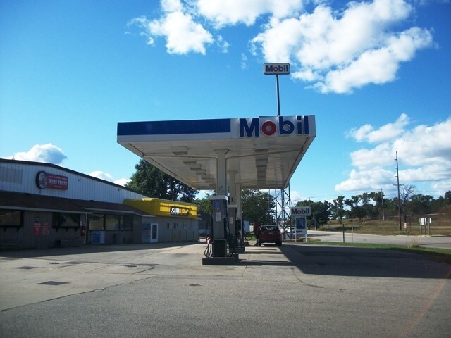 More Photos Of 200 Hwy 12, Camp Douglas General Retail For Sale