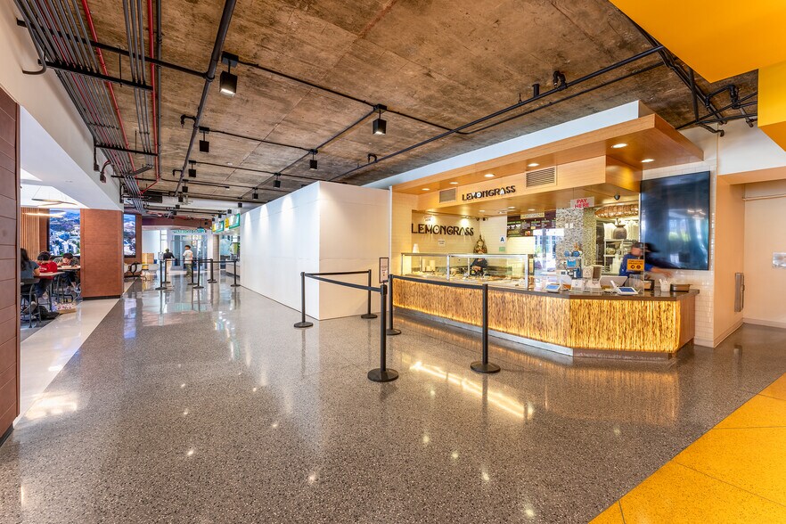 More Photos Of 9500 Gilman Dr, La Jolla Restaurant For Lease