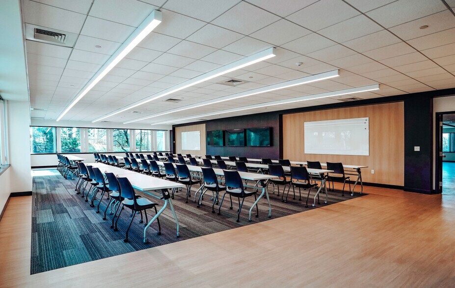 More Photos Of 35 Village Rd, Middleton Coworking Space