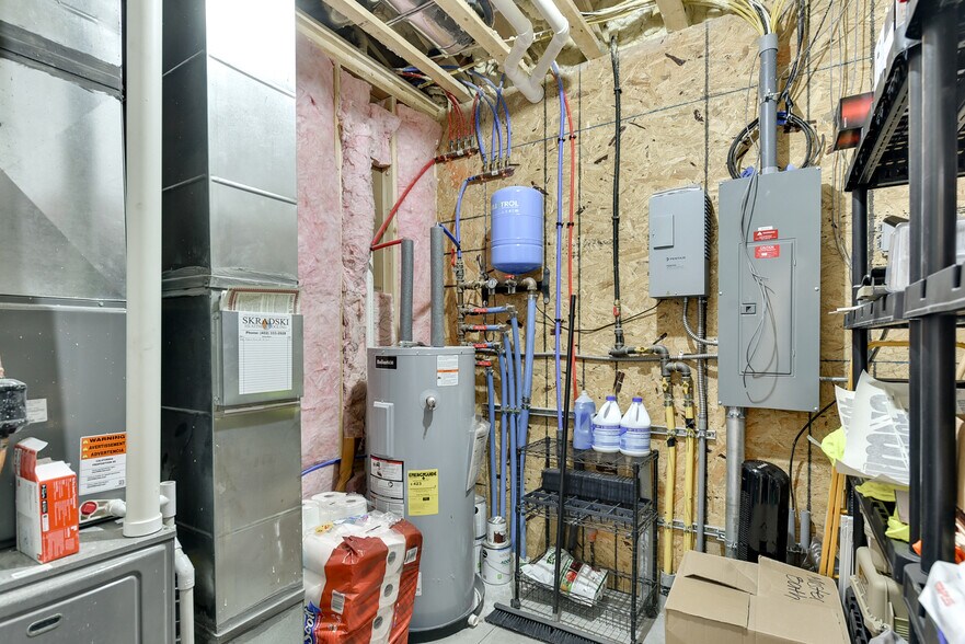 More Photos Of 1058 Sunburst Ln, Mead Warehouse For Sale