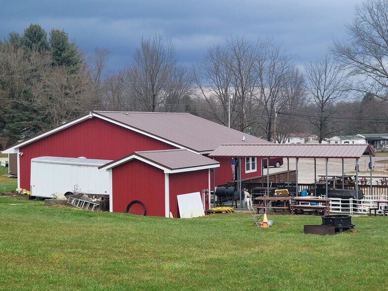 More Photos Of 7517 Pymatuning Lake Rd, Williamsfield General Retail For Sale