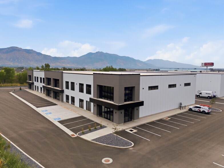 More Photos Of 1242 N 2000 W, Farr West Light Manufacturing For Sale