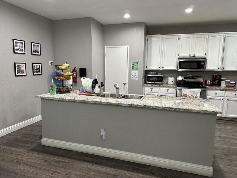 More Photos Of Elk Grove CA, Elk Grove Healthcare For Sale