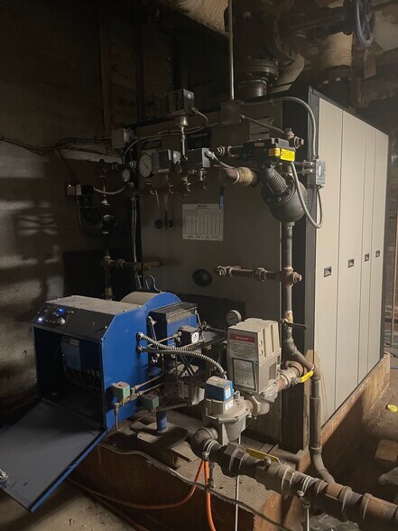 More Photos Of 37-39 Charter Oak Pl, Hartford Apartments For Sale