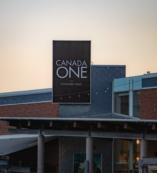 Primary Photo Of 7500 Lundys Ln, Niagara Falls Unknown For Lease