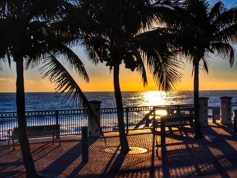 More Photos Of 1766 14th Ave, Vero Beach Restaurant For Sale