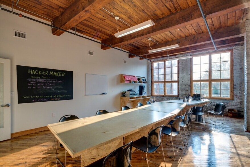 More Photos Of 1227-1237 N 4th St, Philadelphia Loft Creative Space For Sale