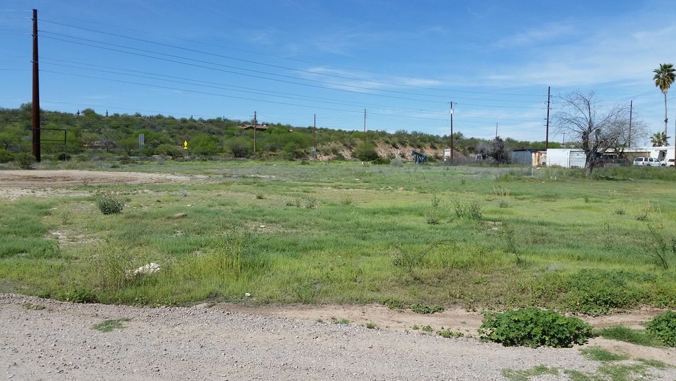 More Photos Of 1385 N Tegner St, Wickenburg Land For Lease